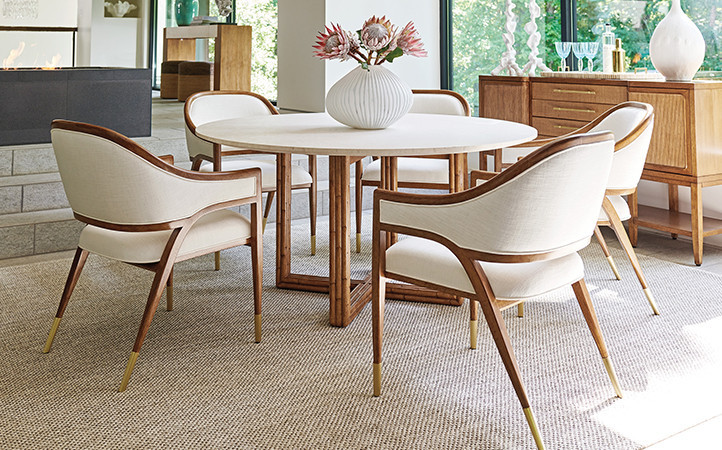 Palm Desert Dining Room Scene