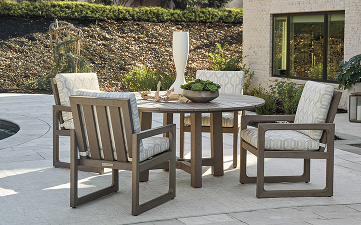 Mozambique dining room scene featuring dining table with chairs.